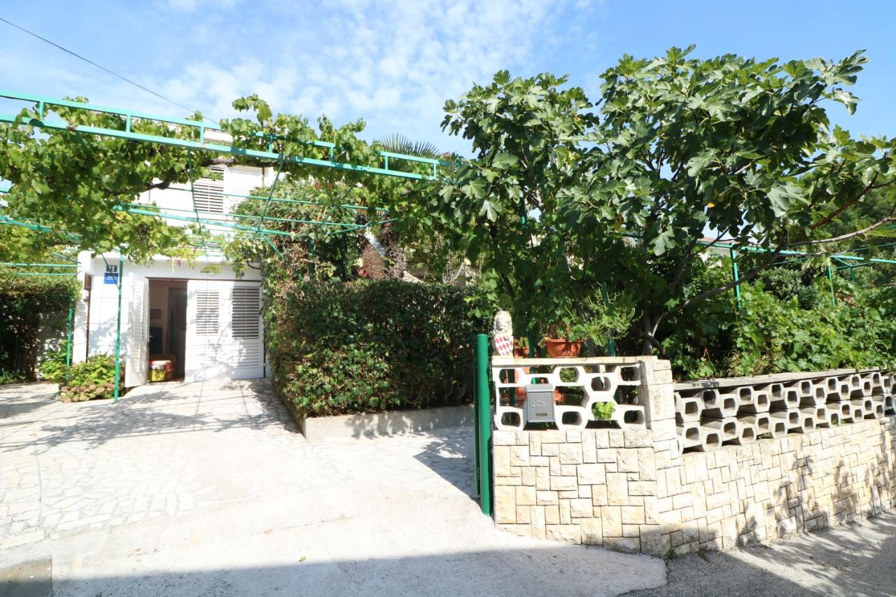 Apartments Magasic With Terrace Baška Kültér fotó