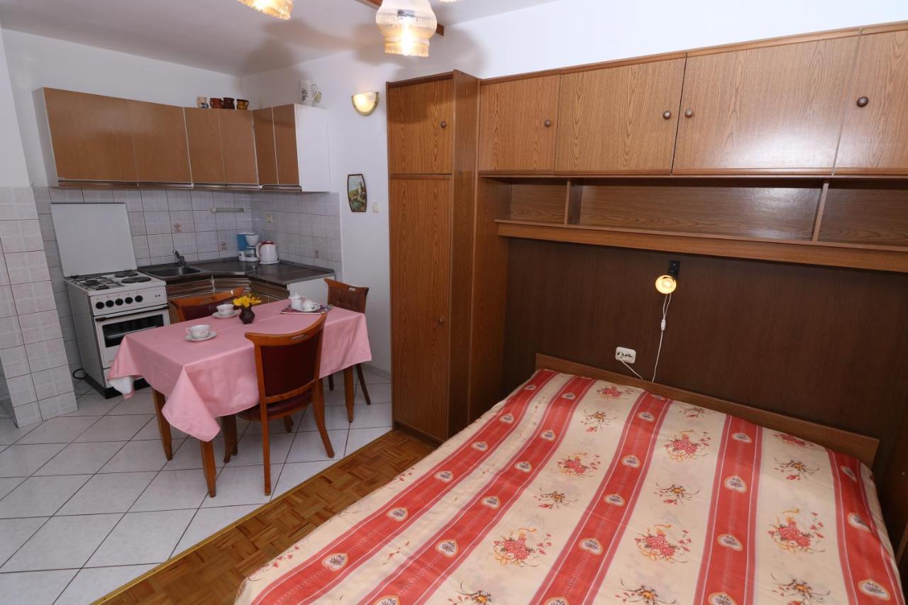 Apartments Magasic With Terrace Baška Kültér fotó
